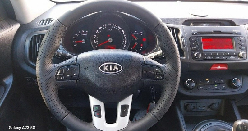 Kia Sportage cena 34800 przebieg: 260000, rok produkcji 2011 z Oborniki małe 79